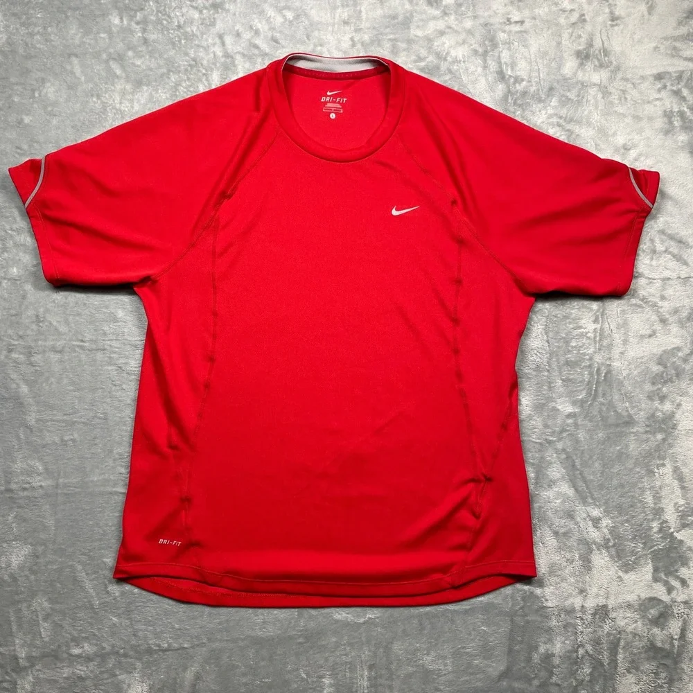 Nike Dri-FIT T-Shirt Mens Large Red Short Sleeve Athletic Training Top